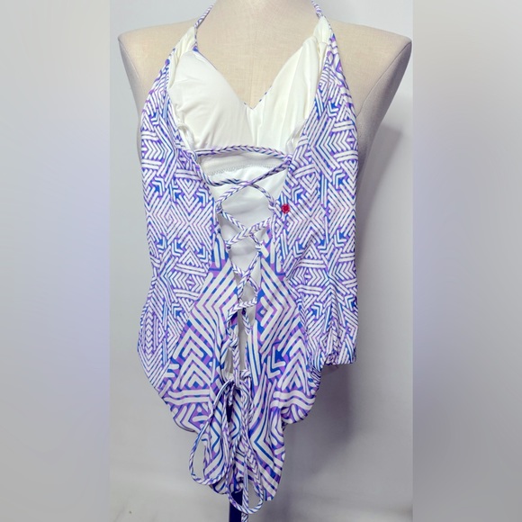 Red Carter Swimsuit- New w/out tags Size Xs fit - Picture 3 of 3